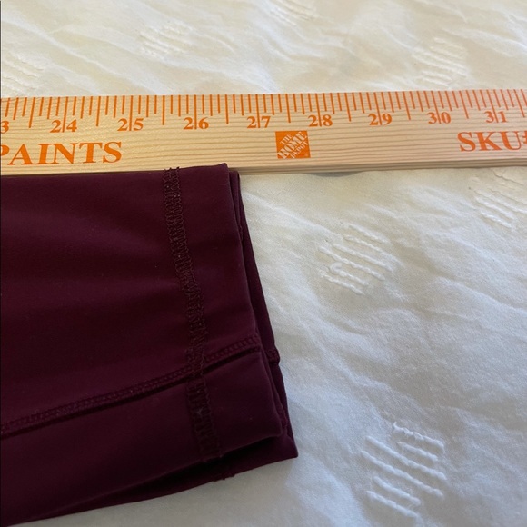 Lululemon Leggings, Wine, Size 6 - Picture 8 of 11